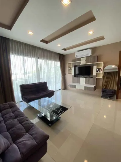 1 спальня, 2 ванные в апартаментах Miracle Lakeview Condo, Чалонг