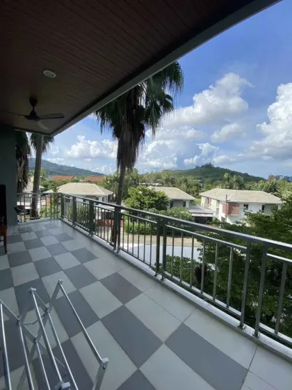 1 спальня, 2 ванные в апартаментах Miracle Lakeview Condo, Чалонг