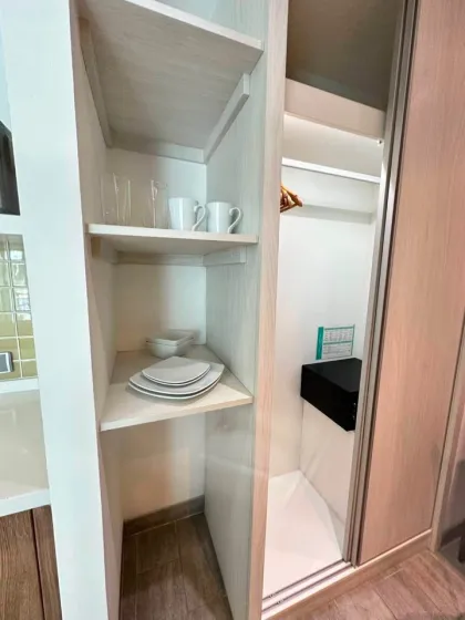 คอนโด 1 ห้องนอนขายที่ Waterside Suites ป่าตอง ภูเก็ต