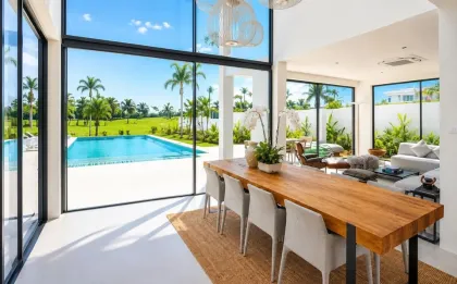 Excepcional villa de 5 habitaciones en Laguna Homes, Bang Tao