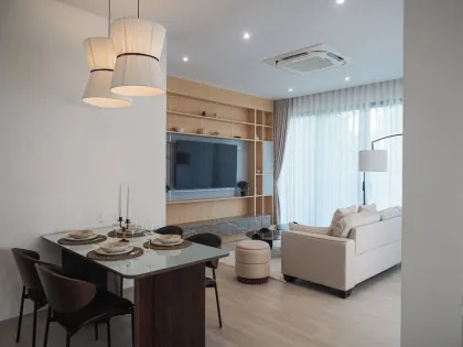 Charming Tropical Villa in Peaceful Chalong