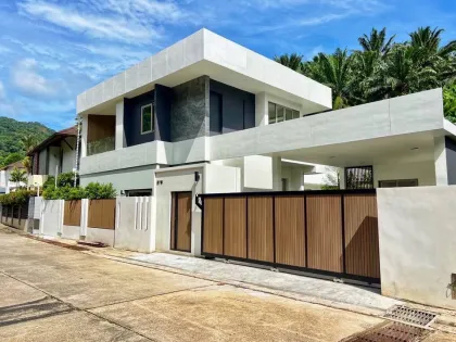 Luxury Pool Villa at Loch Palm Villas, Kathu with Private Pool