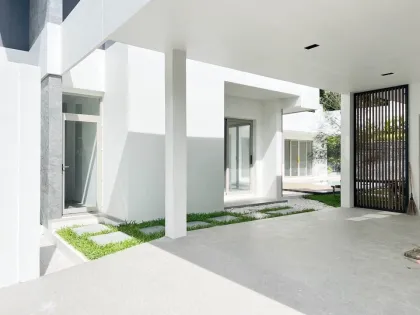 Luxury 4-Bedroom Villa with Private Pool at Loch Palm Villas, Phuket