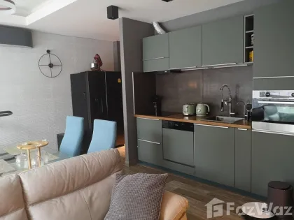 Apartamento amplio de 2 habitaciones y 2 baños en The Trees Residence Kamala