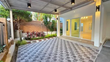 3 Schlafzimmer, 2 Badezimmer Villa zum Verkauf in Kathu, Phuket