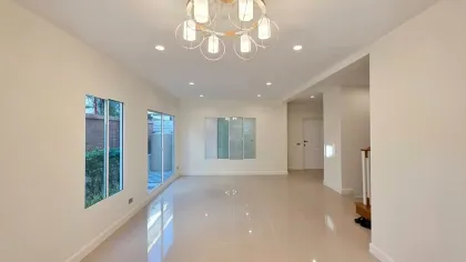 3 Schlafzimmer, 2 Badezimmer Villa zum Verkauf in Kathu, Phuket
