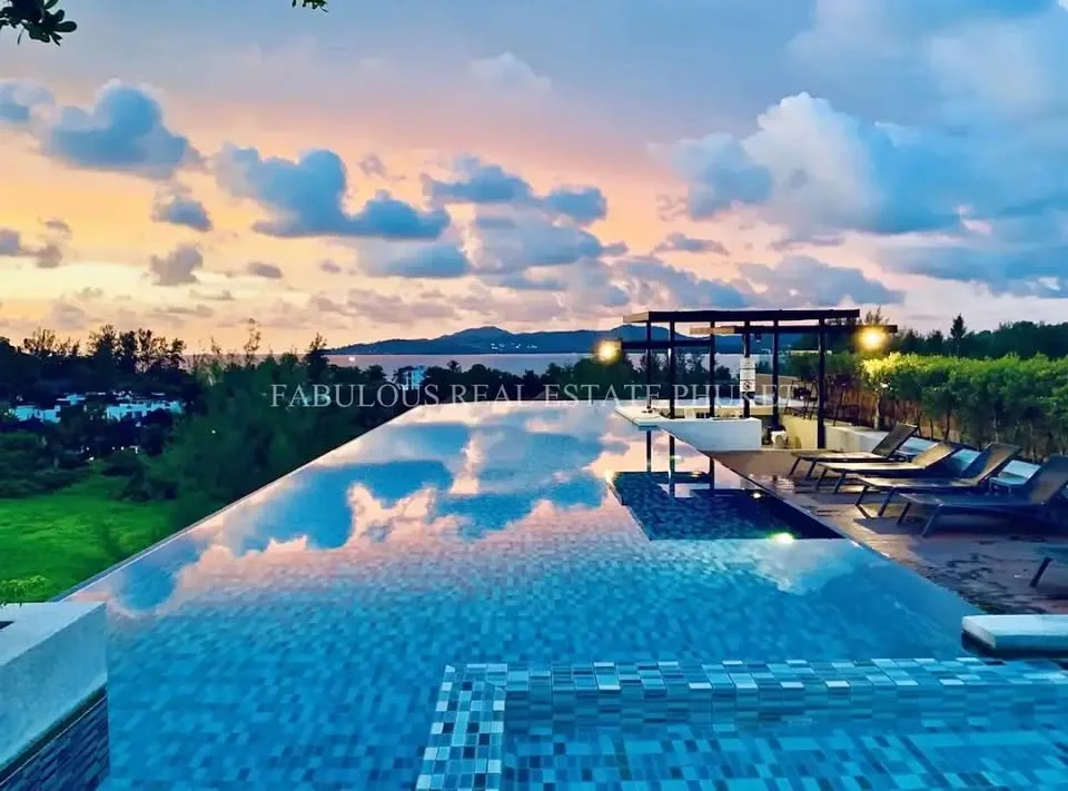 Cozy Studio Condominium Near Surin Beach, Phuket