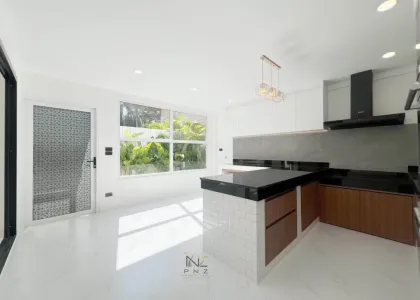 4-Bed 3-Bath Modern Villa in Top Chalong Location
