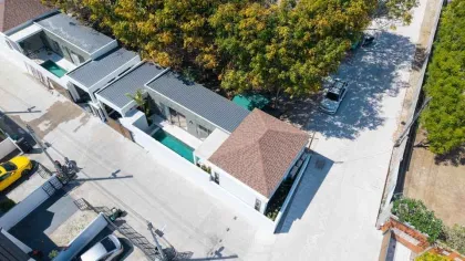 Boutique Manik Pool Villa – Brandneue 2 Schlafzimmer 2 Badezimmer Villa