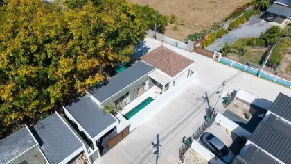 Boutique Manik Pool Villa – Brandneue 2 Schlafzimmer 2 Badezimmer Villa