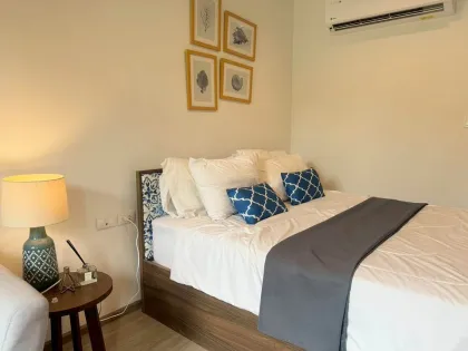 คอนโด 1 ห้องนอนที่ The Base Central Phuket ใกล้ Central Floresta