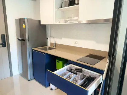 คอนโด 1 ห้องนอนที่ The Base Central Phuket ใกล้ Central Floresta