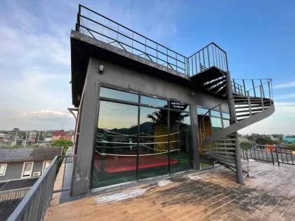 3.5-Story Detached Villa with Rooftop Terrace in Koh Kaew, Phuket