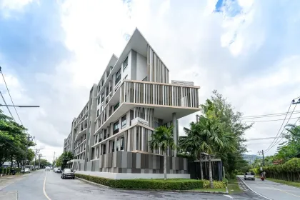 Condo zum Verkauf in der Nähe von Boat Avenue, Phuket