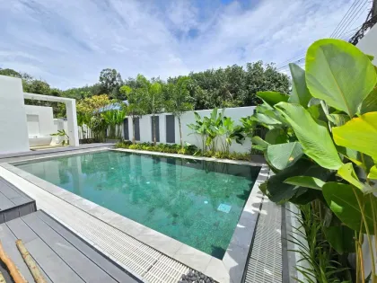 3-Bedroom 3-Bathroom Pool Villa Near British International School Phuket