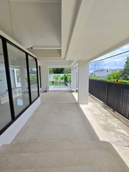 3-Bedroom 3-Bathroom Pool Villa Near British International School Phuket