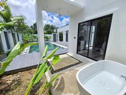 3-Bedroom 3-Bathroom Pool Villa Near British International School Phuket
