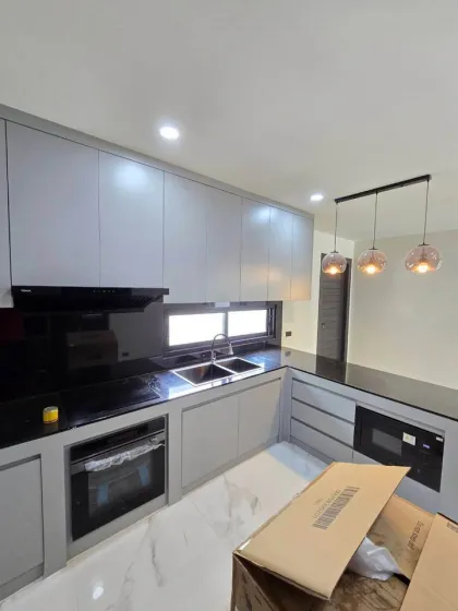 3-Bedroom 3-Bathroom Pool Villa Near British International School Phuket