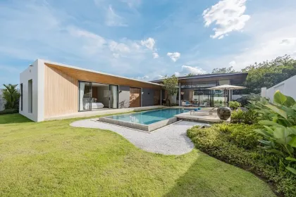 Villa de lujo de 4 dormitorios con piscina privada en Kamala