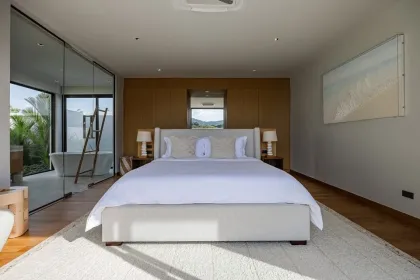 Villa de lujo de 4 dormitorios con piscina privada en Kamala