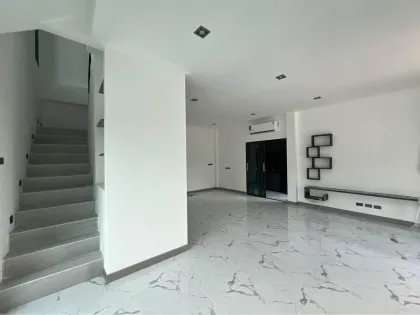 Modern 2-Bedroom Villa with Private Pool & Rooftop Terrace