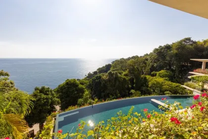 Villa Cascade : Propriété ultra-luxueuse en bord de mer à Kamala, Phuket