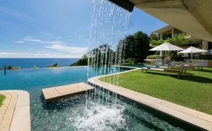 Villa Cascade : Propriété ultra-luxueuse en bord de mer à Kamala, Phuket