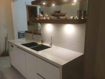 Villa de 4 dormitorios y 3 baños cerca de BCIS en Chalong