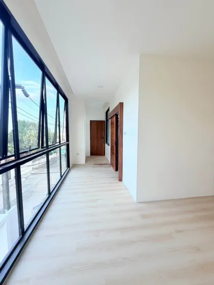 New Pool Villa with 3 Bedrooms & 4 Bathrooms in Chalong