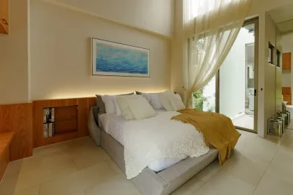 Villa Moderna de 3 Habitaciones con Piscina en The Trinity Village, Thalang