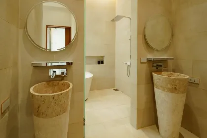 Современная вилла с 3 спальнями в Trinity Village, Раваи