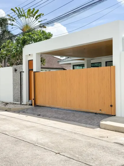 Luxury 4-Bed Villa with Large Private Pool in Si Sunthon, Thalang