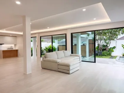 Luxury 4-Bed Villa with Large Private Pool in Si Sunthon, Thalang
