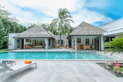 Роскошная вилла с 4 спальнями в Layan Hills Estate, Пхукет