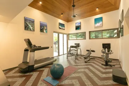 Роскошная вилла с 4 спальнями в Layan Hills Estate, Пхукет