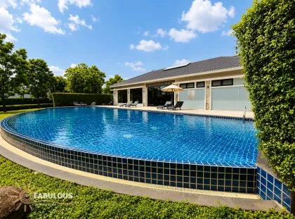 Supalai Palm Springs角落地带4卧室别墅，Bang Tao