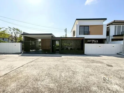 Villa de 3 habitaciones y 3 baños con piscina privada en Ko Kaew
