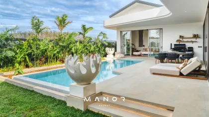 Роскошная вилла с 3 спальнями на продажу в Manor Phuket