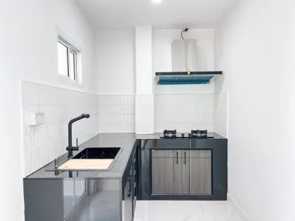 Stunning Fully Renovated Villa in Chaofa Garden Home Premier, Koh Kaew