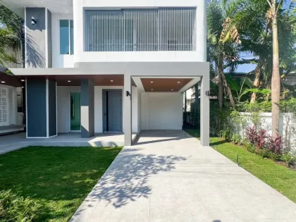 Stunning Fully Renovated Villa in Chaofa Garden Home Premier, Koh Kaew