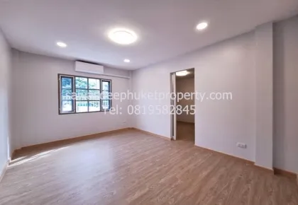 Newly Renovated 3-Bedroom Villa for Sale in Chalong