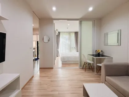 อพาร์ตเมนต์ 1 ห้องนอนทันสมัยที่ The Base Uptown วชิรภูเก็ต