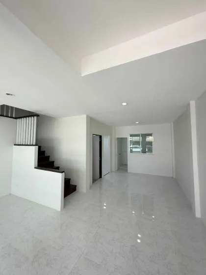 3-Bedroom, 3-Bathroom Villa for Sale in Chao Fah Garden Home 3, Koh Kaew