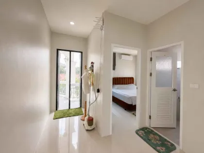 วิลลามุม 4 ห้องนอน พร้อมทางเข้าสระว่ายน้ำที่ Supicha Sino 8, โกะแกว