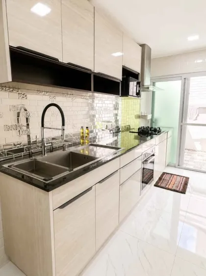 วิลลามุม 4 ห้องนอน พร้อมทางเข้าสระว่ายน้ำที่ Supicha Sino 8, โกะแกว