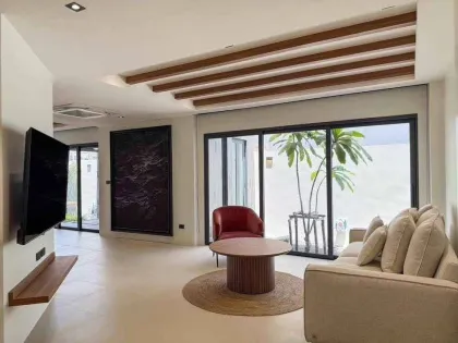 Private Pool Villa with 3 Bedrooms in Chalong, Phuket