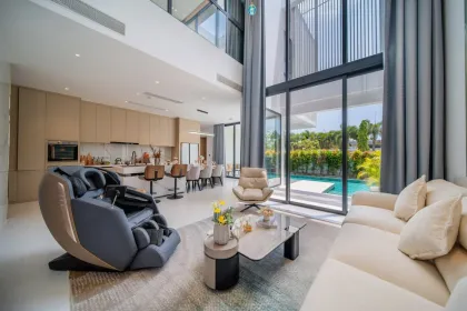 Elegant 4-Bedroom Larimar Villa with Private Pool in Chalong