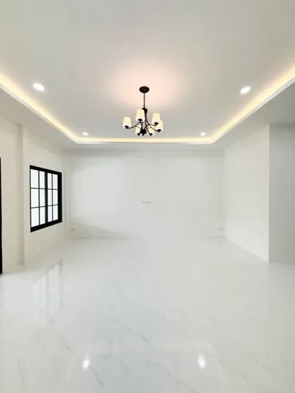 卡图区Srisuchart 3村3卧2卫独立屋