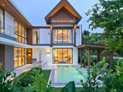 Luxus-Poolvilla mit 3-4 Schlafzimmern in Cherng Talay, Phuket