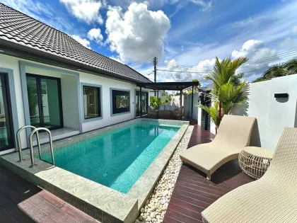 3-Schlafzimmer-Villa mit 5 Badezimmern und eigenem Pool in Thalang